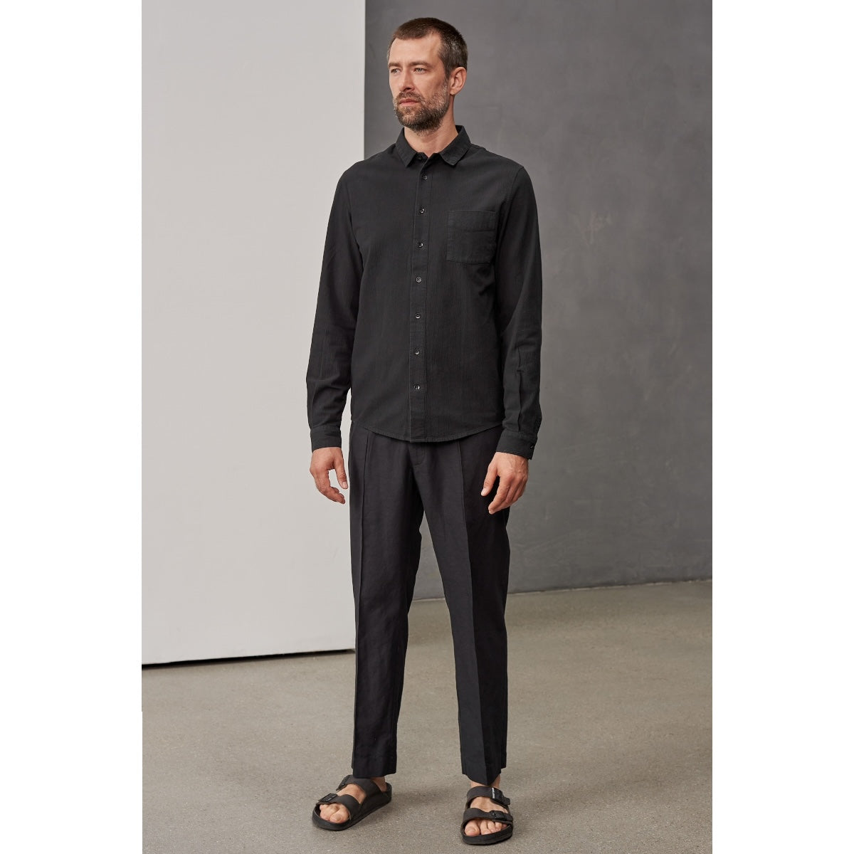 About Companions Simon eco crincle black