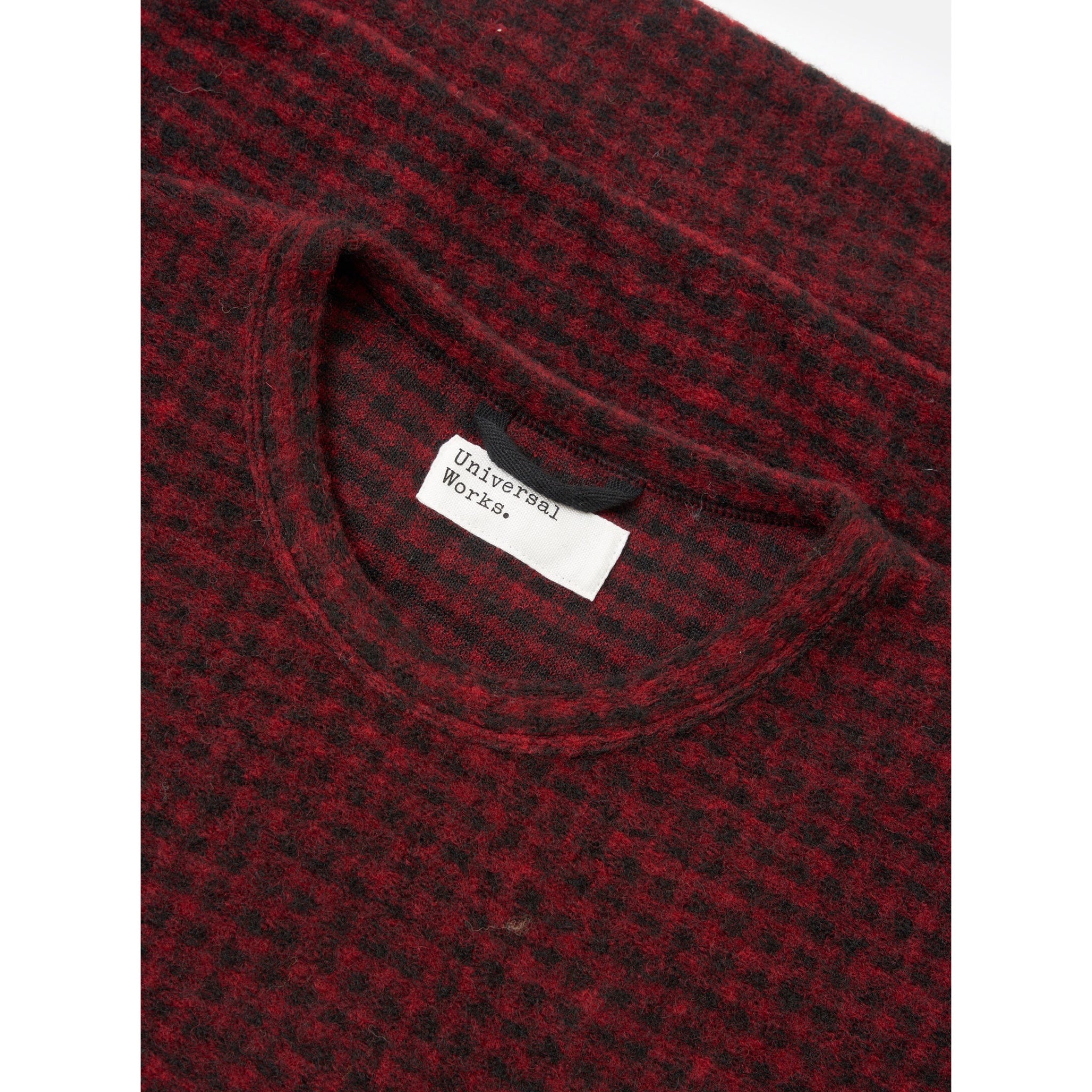 Universal Works Giacomo Tank Top 533 wool mix black/red