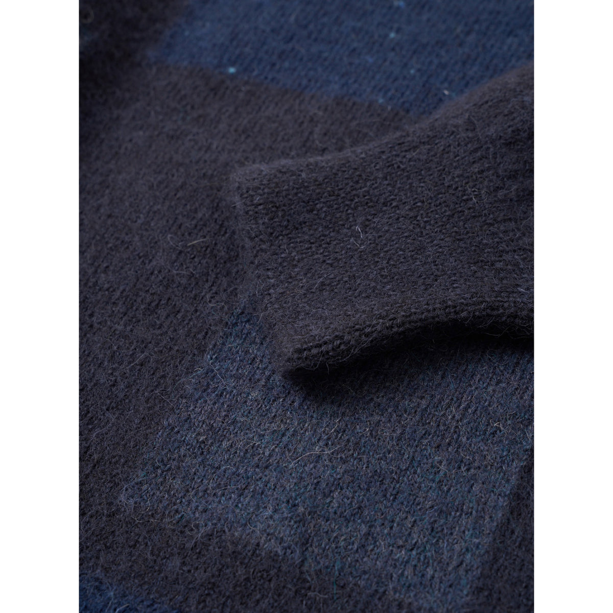 Universal Works Lyon Crew british wool navy