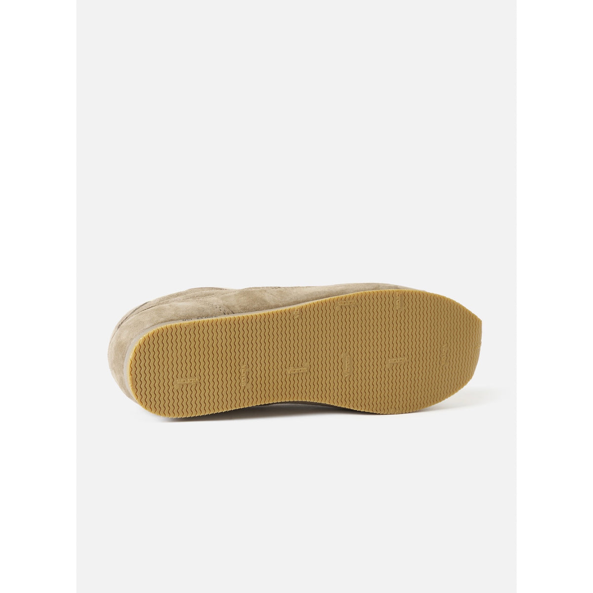 Walsh x UW. Cob camel