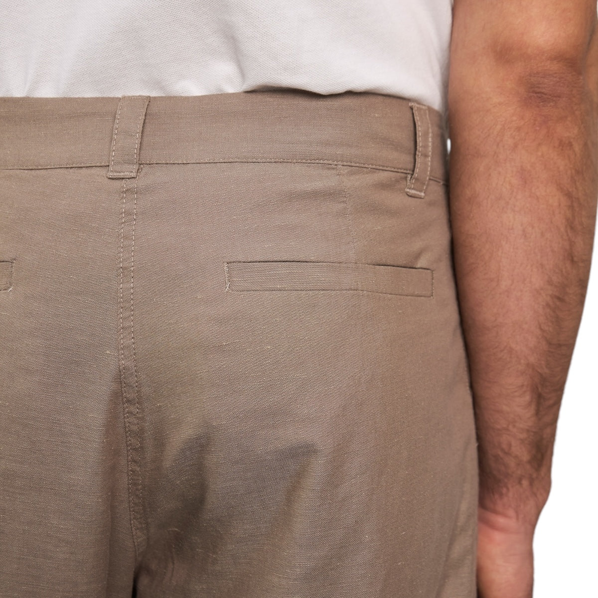 About Companions Carlo linen walnut