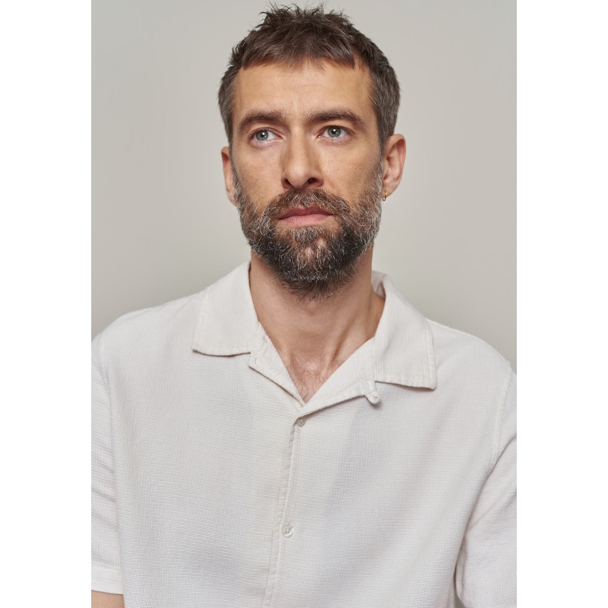 About Companions Kuno eco grid ecru