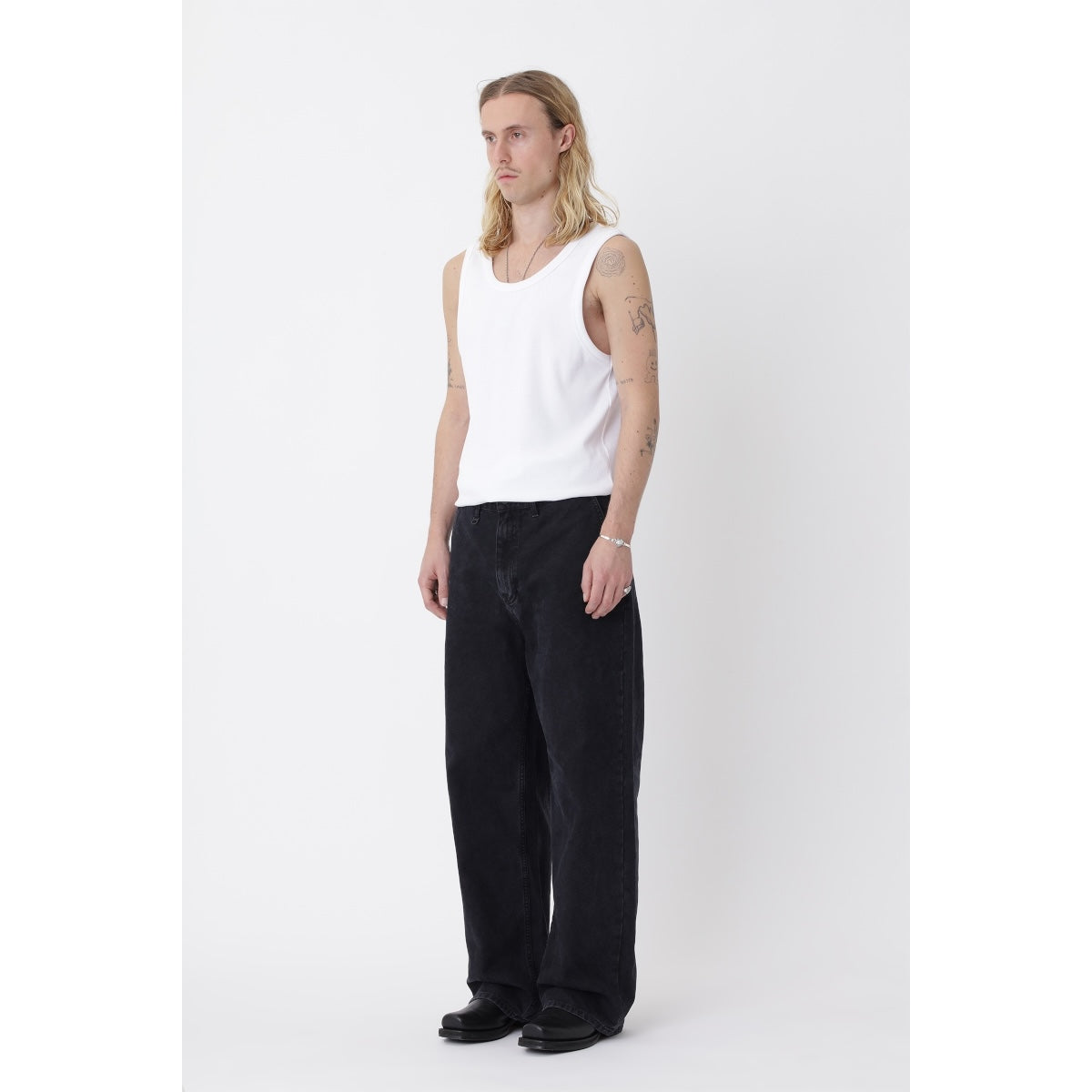 Won Hundred Dian.01 Pants washed black