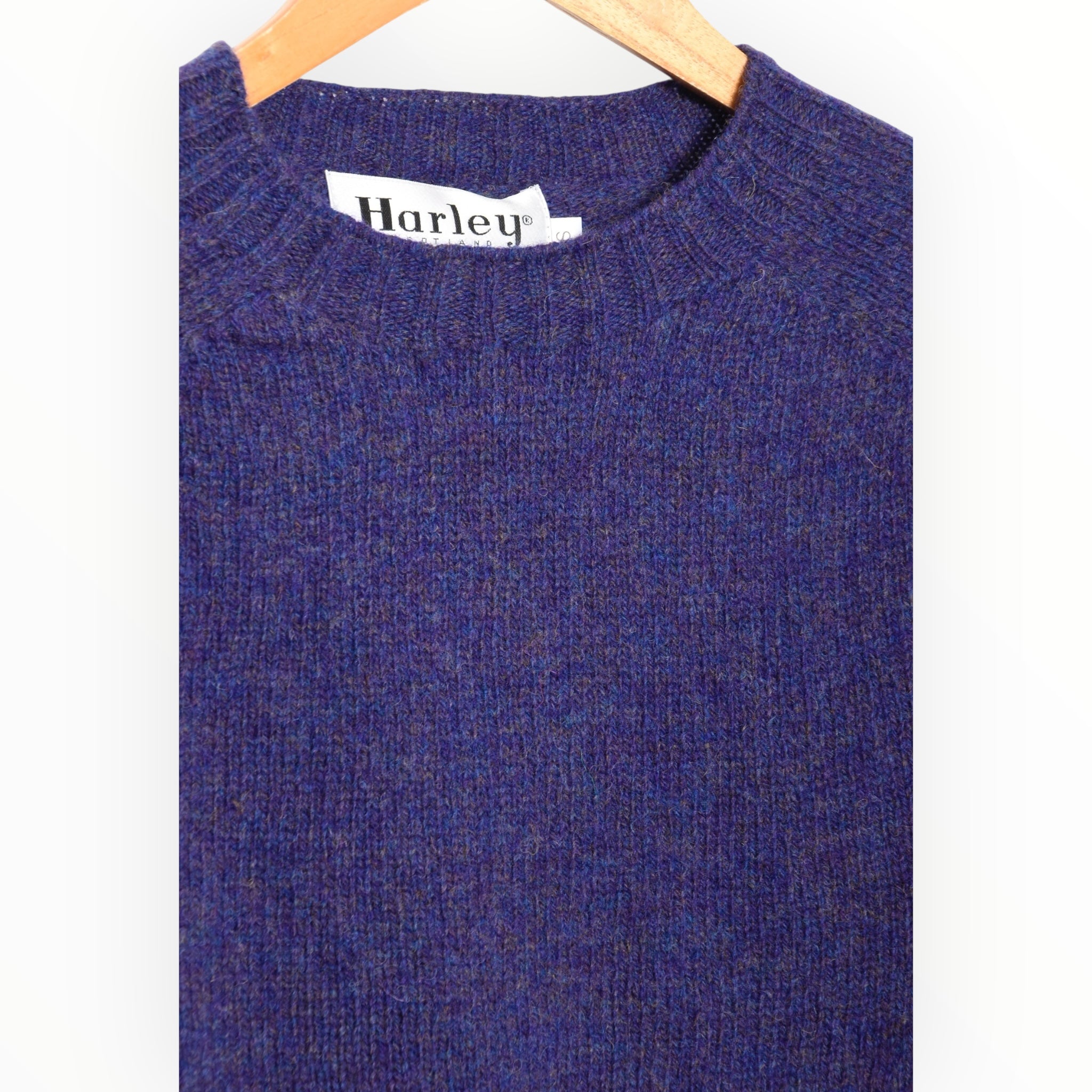 Harley Crewneck iris