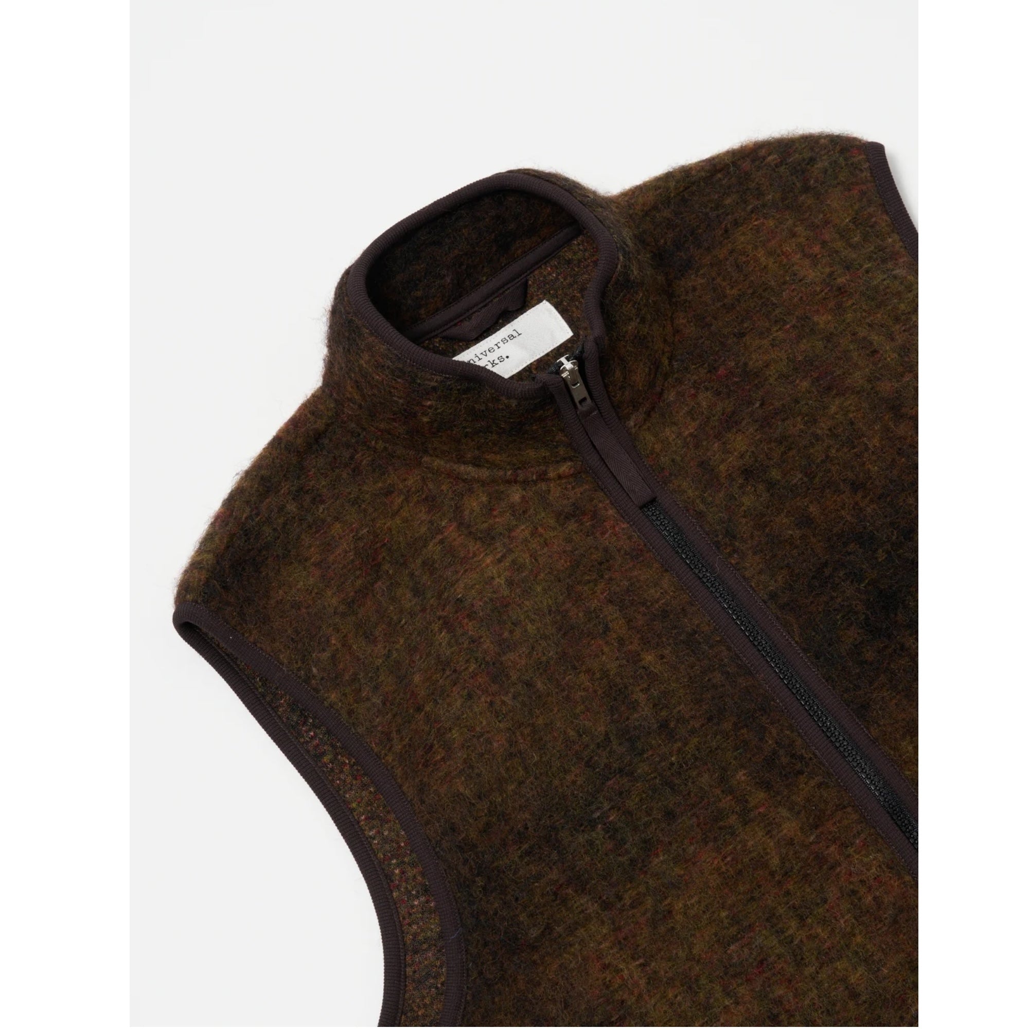 Universal Works Climbing Gilet Alps Fleece brown