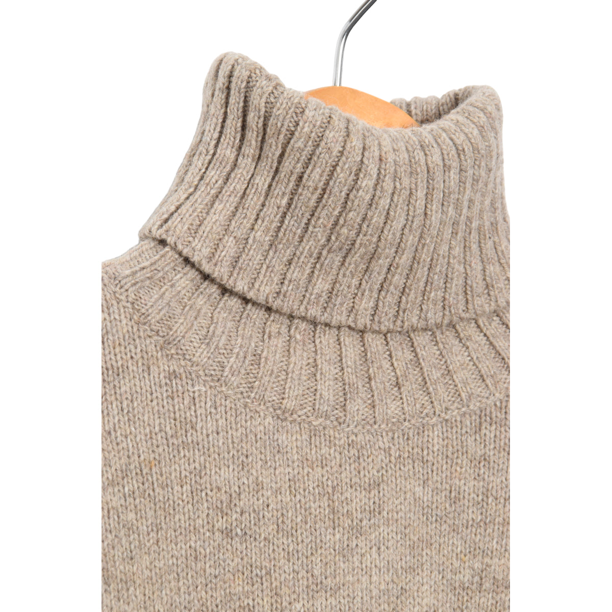 Universal Works Roll Neck 29450 Eco Wool oatmeal