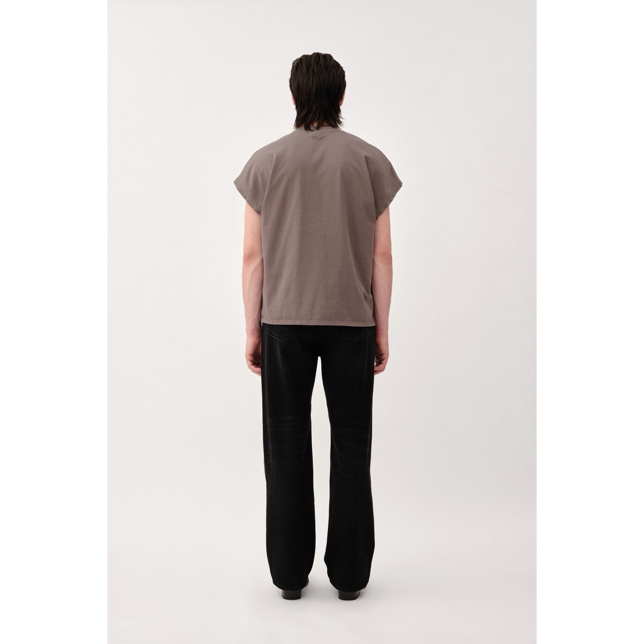 Won Hundred Creed charcoal grey