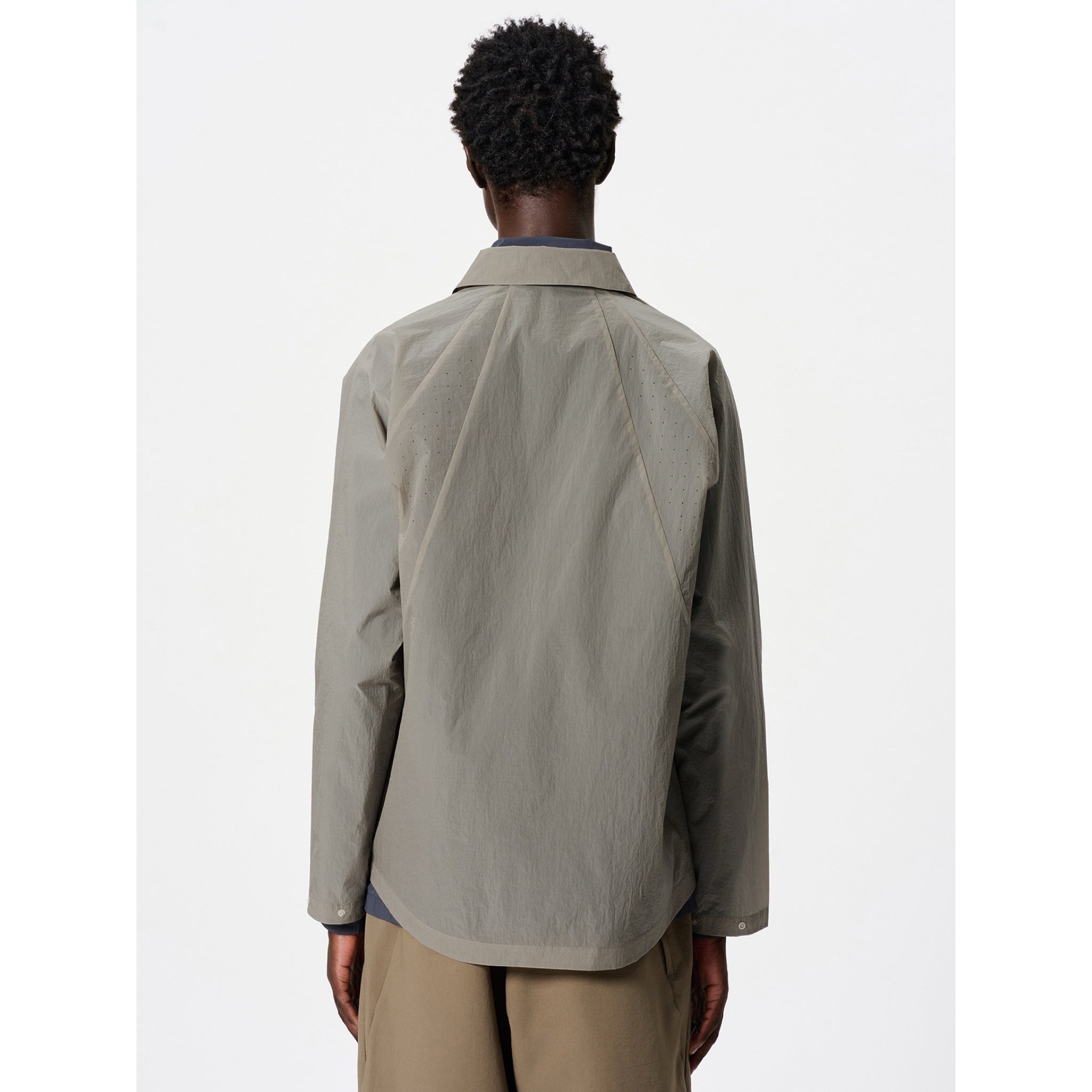 Goldwin Sheer Nylon Wind Shirt lily orange