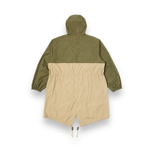Universal Works Beach Parka 30101 recycled poly tech olive/sand